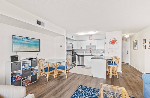 North Ocean City Condo | Hawaiian Village 108 is a Dream Ocean Block Family Getaway