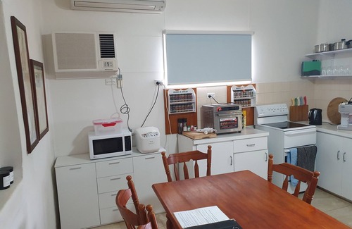 Wonoka House | Hawker Bed and Breakfast