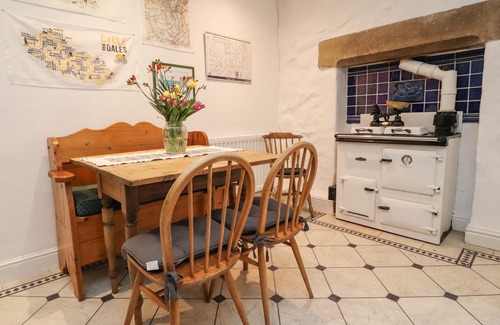 Stainforth Cottage | HAWORTH BARN, pet friendly, character holiday cottage in Stainforth