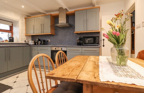 Stainforth Cottage | HAWORTH BARN, pet friendly, character holiday cottage in Stainforth