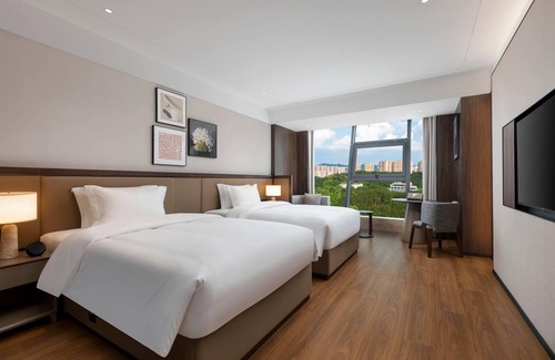 Nanming District Hotel | Hawthorn By Wyndham Guiyang Nanming