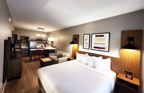 Pflugerville Hotel | Hawthorn Extended Stay by Wyndham Pflugerville