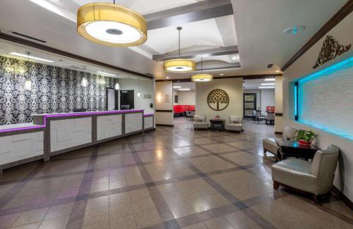 Lubbock Hotel | Hawthorn Suites by Wyndham Lubbock