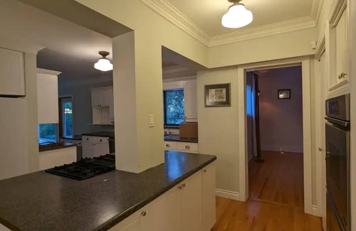 St. Andrews House | Hawthorne Lodgenn