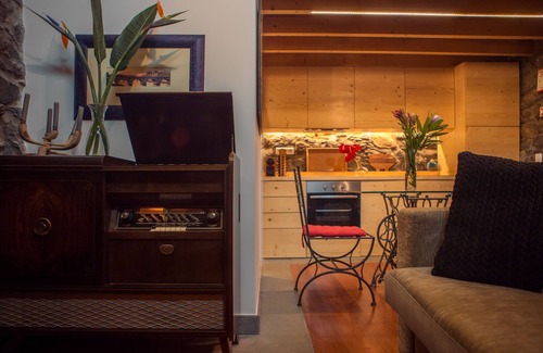Calheta Cottage | Hayloft Malvasia, comfort and elegance in an atmosphere of tranquility