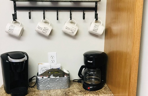 Pigeon Forge Ski Chalet | Haymon Hideaway. 4BR/3Bath Rental. Ideal Location in Pigeon Forge!