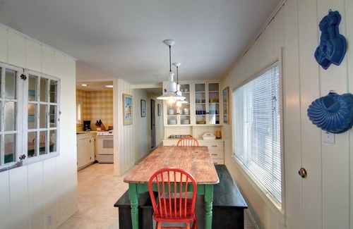 Tolovana Park House | Haystack Haven - Haystack Rock View - Cannon Beach Property Mgmt