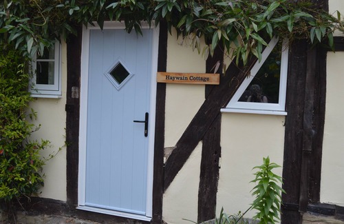 Hay-on-Wye Cottage | Haywain Cottage - sleeps 3 guests in 2 bedrooms