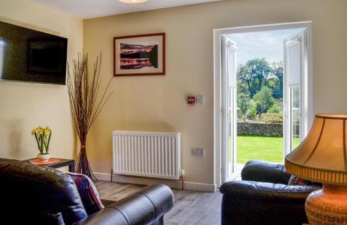 Aberfoyle House | Hazel - Apartment