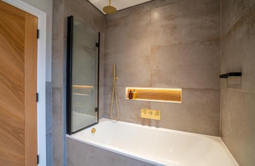 Crawley House | Hazelwick Apartment