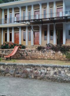 Samarang House | Hazza syaria homestay