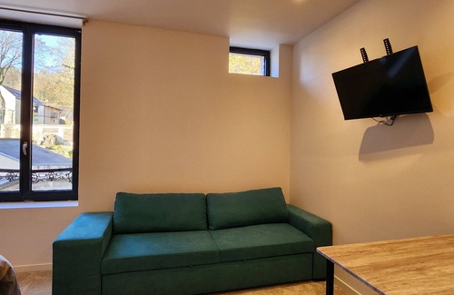 Parmain Hotel | HDG Appart's Hotel Gare de L'Isle Adam