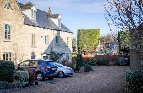 Stow-on-the-Wold Cottage | HEADFORD COTTAGE, family friendly, with a garden in Stow-On-The-Wold
