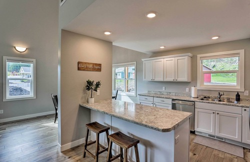 Hill City House | Heart of Black Hills Home by Mickelson Trail!