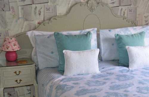 Plevin House | Heart of Brittany Traditional 3 bed Breton cottage sleeps 6 nestled in nature