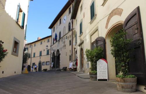 Radda in Chianti Apartment | Heart of Chianti - a warm flat in Radda