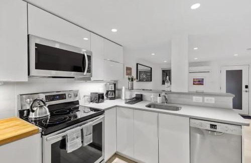 Dupont Circle Apartment | Heart Of Dupont and Walk to Georgetown