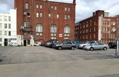 Monroe Ward Condo | Heart of the Arts District on West Broad near MCV VCU Prime Downtown near Quirk