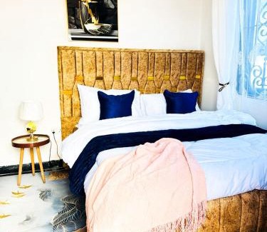 Dar es Salaam House | Heart of the City Private Room with Amazing Views, Fast WiFi ,AC and walkable
