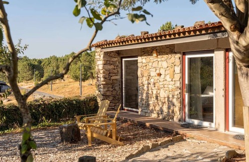 Leomil Apartment | Heart Room at The Mill Retreat by Portugal Active