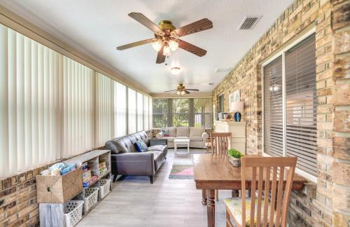 Spring Hill House | Heated Pool and 4-in-1 Grill Spring Hill Haven!
