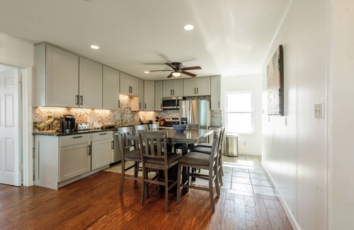 Dauphin Island House | Heated Pool - Great For Large/Multi-Families - Sleeps 16