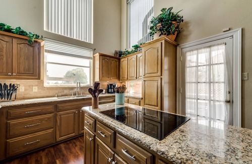 Rockwall House | Heated Pool & Spa! Pool Table! Sleeps 14-16 Adults