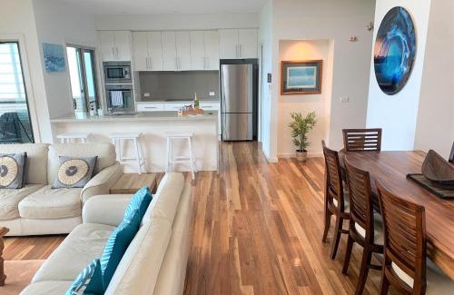 Denhams Beach House | Heaven at Denhams