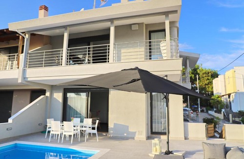 Pangaio Villa | Heaven Horizon Villa