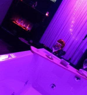 Yvetot Apartment | Heavenly Love