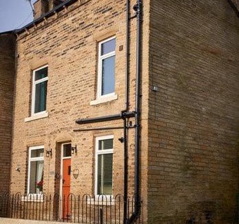 Wadsworth House | Hebden Royd House Hebden Bridge