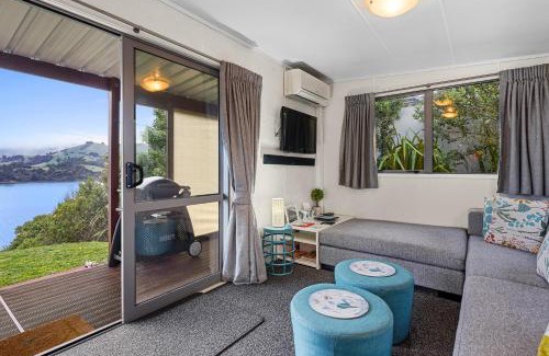 Robinsons Bay House | Hector's Tiny House - Akaroa Holiday Home