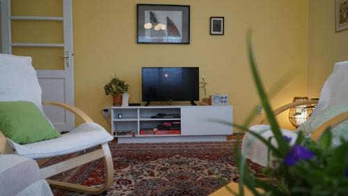 Sarajevo Apartment | Hedgehog's Home - Ježeva kućica Free Parking