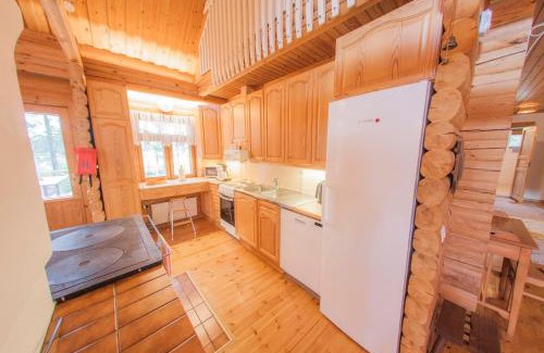 Jaala Cabin | Heinähattu