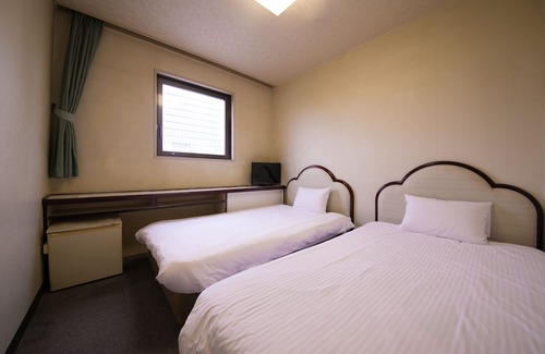 Chuo-ku Hotel | Heiwadai Hotel Otemon