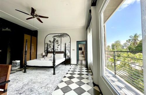 Ubud City-Centre Villa | Helene's House - 5 Bedrooms Villa in Jl Bisma, Central Ubud