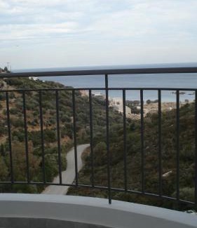 Kymi-Aliveri Apartment | Heliopetra Sea View Studios