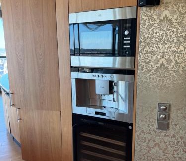 Vilnius Apartment | Helios city nice view apartment with jacuzzi double