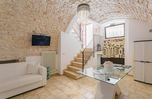 Conversano Bed & Breakfast | Helios Room 1 by Wonderful Italy