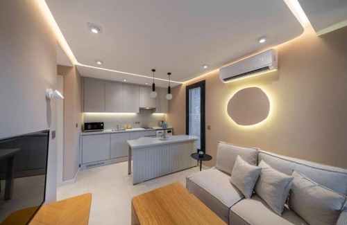 Bodrum City Center Apartment | Helis Suites Bitez : One-Bedroom Apartment