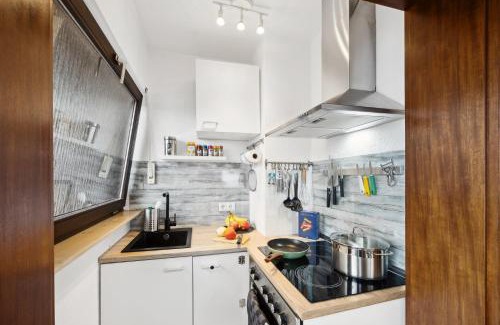 Guels Apartment | Helle & moderne Wohnung mit Panorama-Balkon