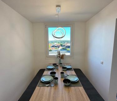 Kaiserslautern Apartment | Hellenbrand: Stilvolles Apartment über den Dächern