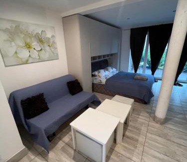 Alytus Villa | HELLO House