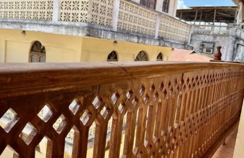 Stone Town Apartment | Hello Rafiki Apartment Room #01
