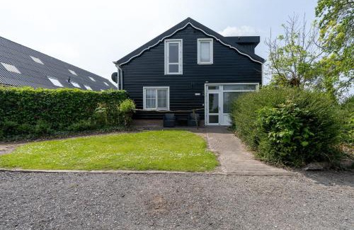 Cadzand-Bad Apartment | Hello Zeeland - Essenhoeve 2 Rosa Rugosa