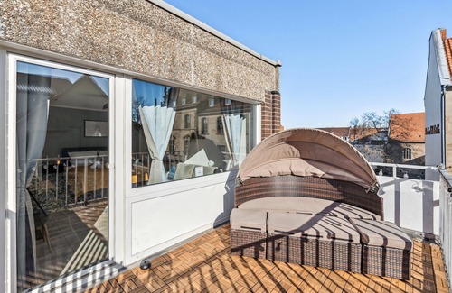 Braunschweig City Center Apartment | Hellohome I Cosy City Studio with large Rooftop Terrace & Parking Space