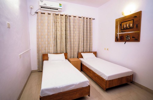 Navi Mumbai Apartment | Helloworld Oslo Skyline 3BHK Seaview