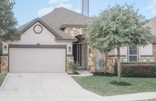 Helotes Villa | Helotes Serenity-Luxury 3bed/2.5 bath 2300 sq foot