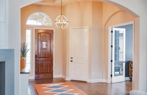 Helotes Villa | Helotes Serenity-Luxury 3bed/2.5 bath 2300 sq foot