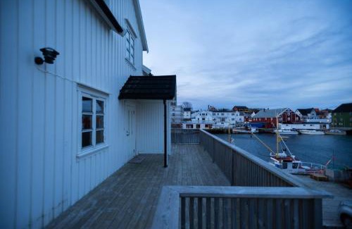 Henningsvaer Apartment | Henningsvær Harbour Haven